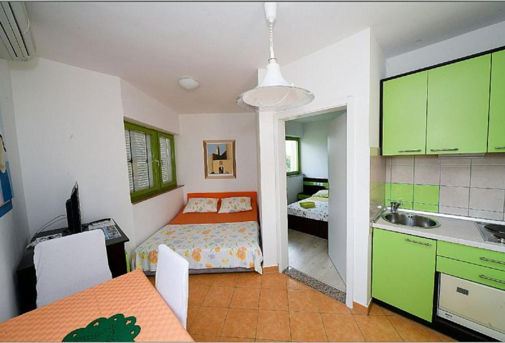 Apartments Dvori Novalja Dış mekan fotoğraf