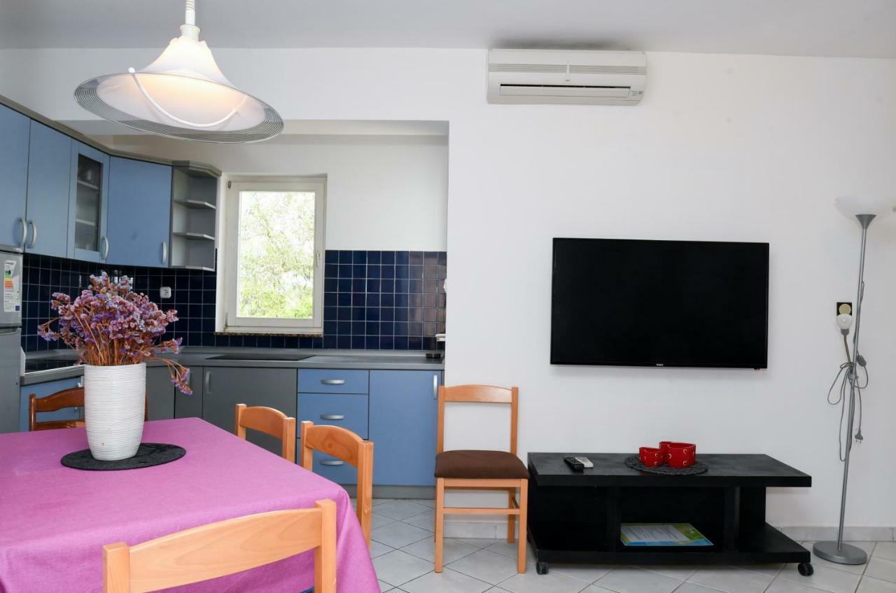 Apartments Dvori Novalja Dış mekan fotoğraf