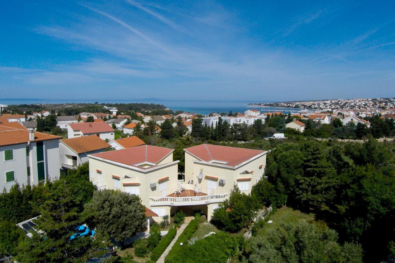 Apartments Dvori Novalja Dış mekan fotoğraf